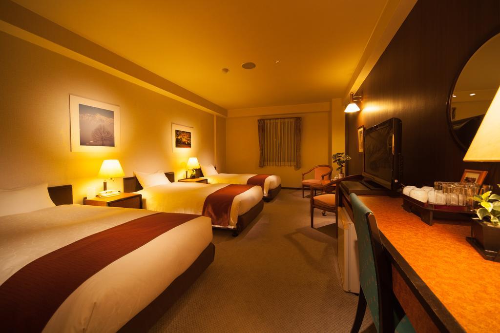 Hakuba Springs Hotel Dış mekan fotoğraf